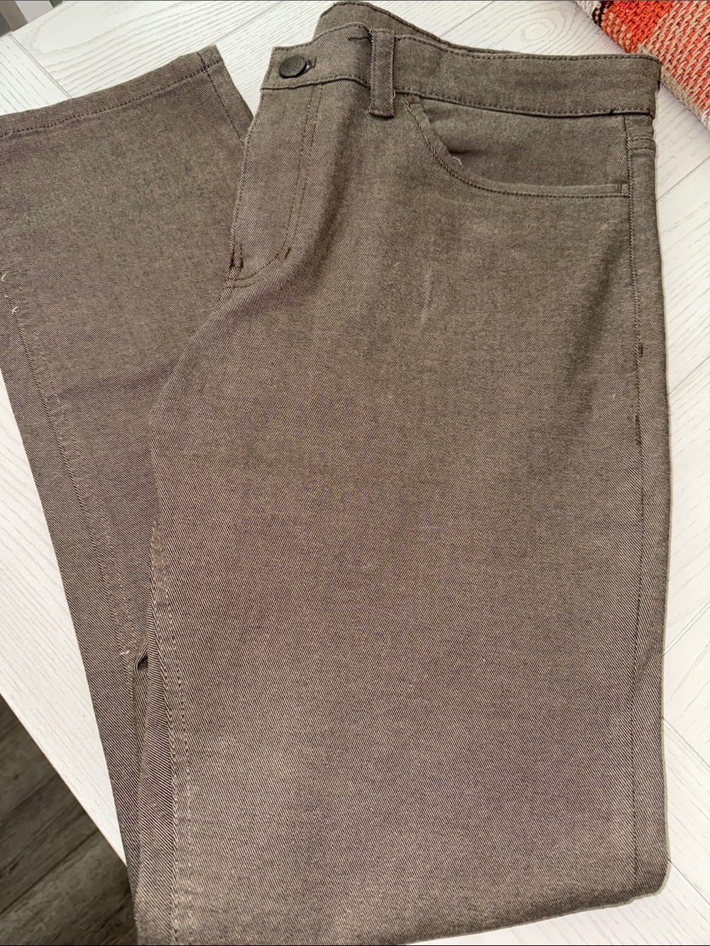 English Laundry Men's Chinos in Brown 34x32